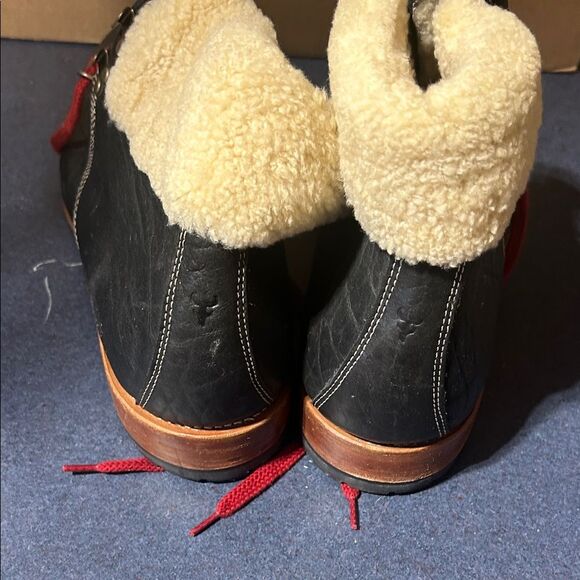 Trask Black Leather Boots with Red Laces - Picture 4 of 5